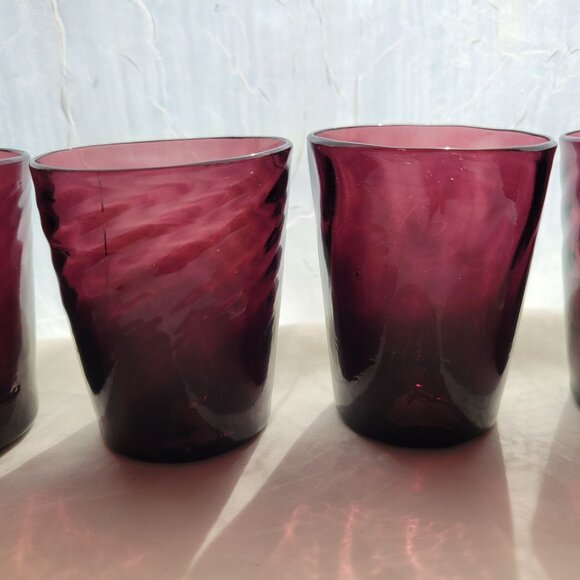 Set Of 6 Vintage Amethyst Swirl Patterned Hand Blown Glasses - Picture 2 of 4